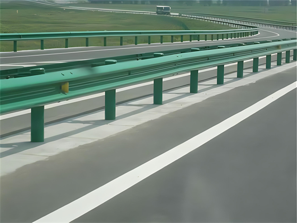 株洲波形梁护栏在高速公路的应用