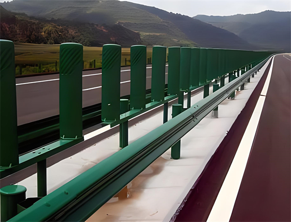 株洲三波护栏板在高速公路的应用